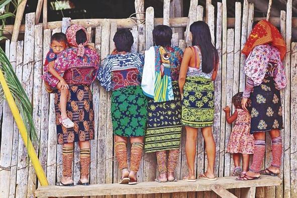 El Pemip incluye tanto a las mujeres que viven en las comarcas y territorios originarios, como a las que residen en las zonas urbanas. El Pemip incluye tanto a las mujeres que viven en las comarcas y territorios originarios, como a las que residen en las zonas urbanas.
