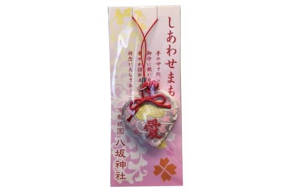Omamori, amuletos para el amor Omamori, amuletos para el amor