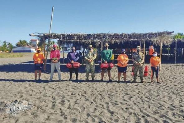 La Policía Nacional está facultada para tomar las medidas necesarias para reforzar la vigilancia y seguridad en las playas, ríos, lagos y balnearios. La Policía Nacional está facultada para tomar las medidas necesarias para reforzar la vigilancia y seguridad en las playas, ríos, lagos y balnearios.