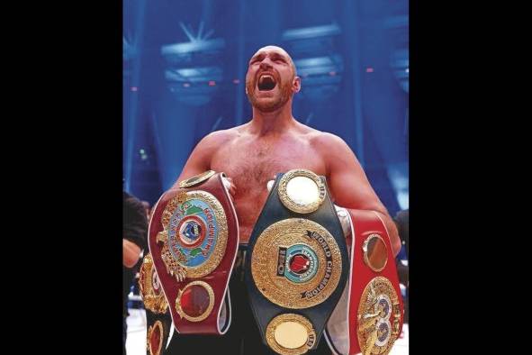 Fury es campeón de la WBO Inter-Continental y WBO Internacional de peso pesado. Fury es campeón de la WBO Inter-Continental y WBO Internacional de peso pesado.