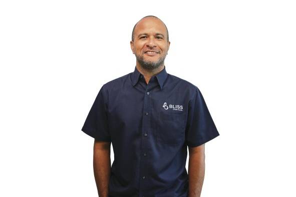 Ing. Alexei Castillo, beneficiario de la Senacyt Ing. Alexei Castillo, beneficiario de la Senacyt