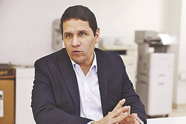 David Saied Torrijos, quien se desempeña como asesor económico en el Ministerio de la Presidencia, anunció que también renunciará al cargo. David Saied Torrijos, quien se desempeña como asesor económico en el Ministerio de la Presidencia, anunció que también renunciará al cargo.
