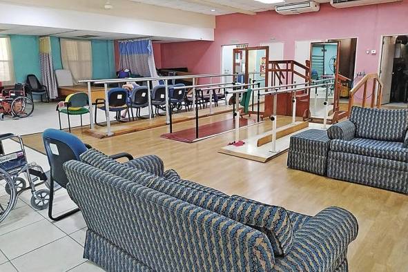 Sala de fisioterapia del Hogar Bolívar. Sala de fisioterapia del Hogar Bolívar.