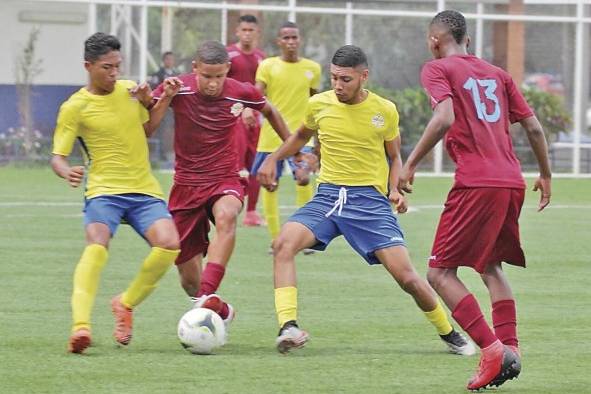 Los partidos de semifinales se jugarán hoy en el estadio Luis Ernesto Tapia. Los partidos de semifinales se jugarán hoy en el estadio Luis Ernesto Tapia.