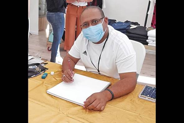 El colonense Pablo 'Paye' Cobos ubica al deporte como una de las actividades que mayormente permiten expresarse al caricaturista. El colonense Pablo 'Paye' Cobos ubica al deporte como una de las actividades que mayormente permiten expresarse al caricaturista.