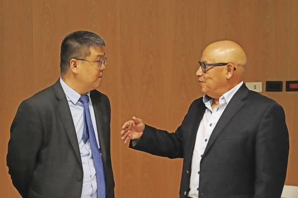 La firma de este convenio tiene el objetivo de fortalecer las relaciones de cooperación tecnológica, científica y académica entre Exsusa y Huawei. La firma de este convenio tiene el objetivo de fortalecer las relaciones de cooperación tecnológica, científica y académica entre Exsusa y Huawei.