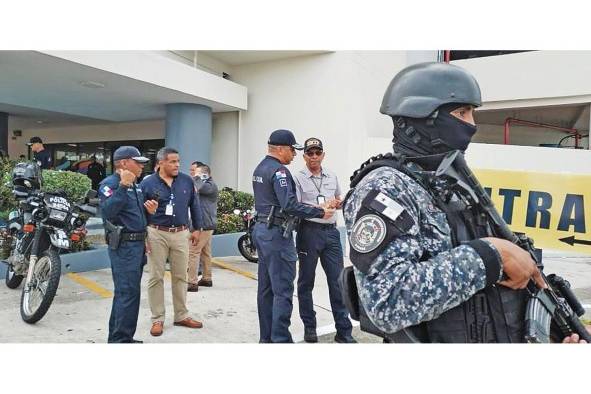 La Policía Nacional mantiene férreos operativos para hallar a los involucrados en este robo. La Policía Nacional mantiene férreos operativos para hallar a los involucrados en este robo.