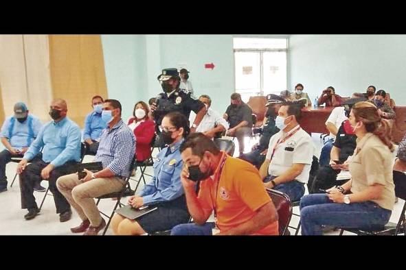 La noticia se tomó en coordinación con los seis distritos que forman la provincia. La noticia se tomó en coordinación con los seis distritos que forman la provincia.