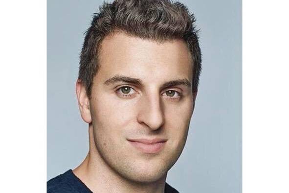 Brian Chesky38 años CEO de Airbnb Brian Chesky38 años CEO de Airbnb
