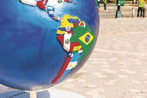 La neutralidad de América Latina en medio de la competencia cada vez más dura entre las economías de Estados Unidos y China, es un punto a su favor. La neutralidad de América Latina en medio de la competencia cada vez más dura entre las economías de Estados Unidos y China, es un punto a su favor.