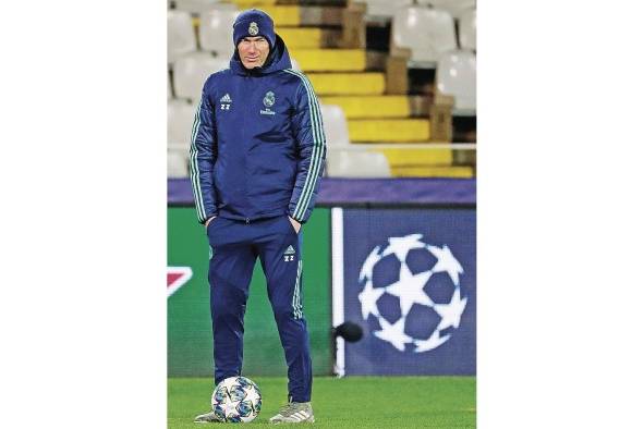La fase de grupos la cierra el Real Madrid con tranquilidad. La fase de grupos la cierra el Real Madrid con tranquilidad.