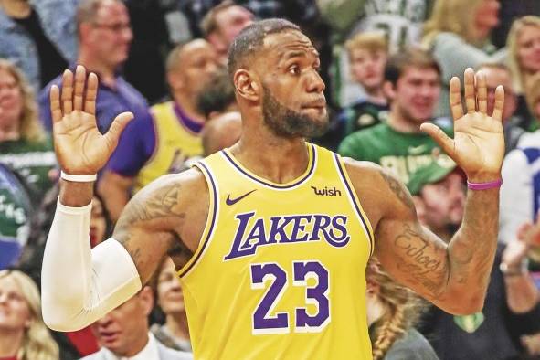 Los Lakers acabaron el partido con 20 tapones, uno menos de la mejor marca de la franquicia. Los Lakers acabaron el partido con 20 tapones, uno menos de la mejor marca de la franquicia.