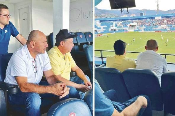 Hernán Darío 'Bolillo' Gómez ha estado observando de cerca, junto a su asistente técnico Édgar 'Pánzer' Carvajal y el asistente físico Mauricio Roldán, el transcurrir de la liga hondureña en su preparación de la última ventana eliminatoria. Hernán Darío 'Bolillo' Gómez ha estado observando de cerca, junto a su asistente técnico Édgar 'Pánzer' Carvajal y el asistente físico Mauricio Roldán, el transcurrir de la liga hondureña en su preparación de la última ventana eliminatoria.