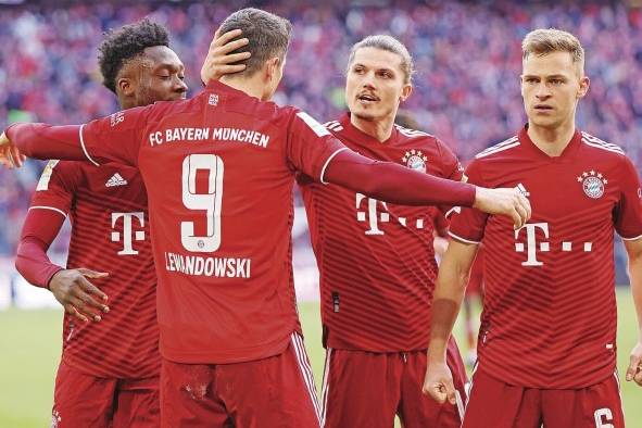 El equipo 'bávaro' celebrando uno de los goles anotados en la Bundesliga. El equipo 'bávaro' celebrando uno de los goles anotados en la Bundesliga.