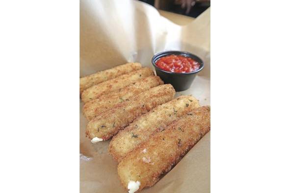 Mozzarela sticks. Mozzarela sticks.