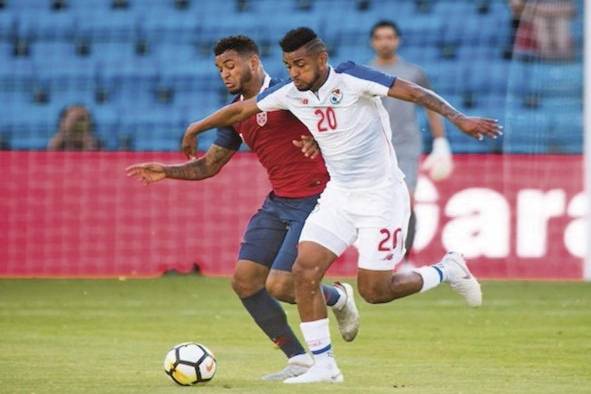 Anibal Godoy disputando un balón ante la selección de Noruega, en amistoso previo al Mundial la FIFA Rusia 2018. Anibal Godoy disputando un balón ante la selección de Noruega, en amistoso previo al Mundial la FIFA Rusia 2018.