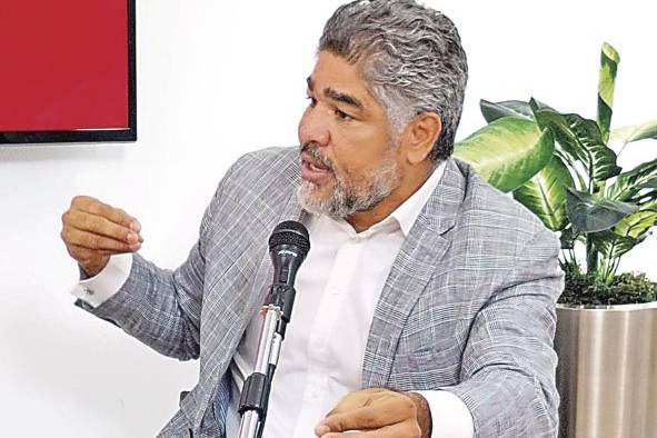 César Ruiloba, abogado César Ruiloba, abogado