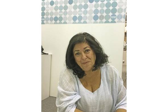 Almudena Grandes es una de las más importantes novelistas españolas de nuestros tiempos. Almudena Grandes es una de las más importantes novelistas españolas de nuestros tiempos.