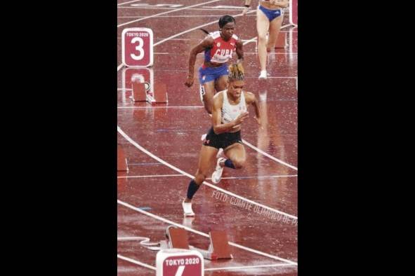 La vallista Gianna Woodruff se ubicó en el séptimo lugar de la final de los 400 con vallas en Tokio. La vallista Gianna Woodruff se ubicó en el séptimo lugar de la final de los 400 con vallas en Tokio.