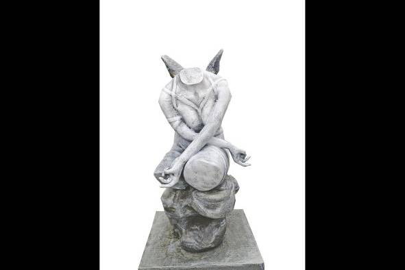 La escultura de Colina representa a los ángeles como un tributo a la espiritualidad del artista. La escultura de Colina representa a los ángeles como un tributo a la espiritualidad del artista.