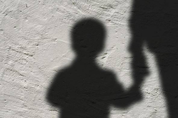 El número de víctimas menores de edad sigue aumentando, según fuentes oficiales. El número de víctimas menores de edad sigue aumentando, según fuentes oficiales.