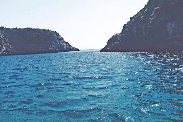 Aprendimos que la distribución espacial del agua genera que la gobernabilidad de este recurso sea un aspecto clave en la gestión hídrica. Aprendimos que la distribución espacial del agua genera que la gobernabilidad de este recurso sea un aspecto clave en la gestión hídrica.