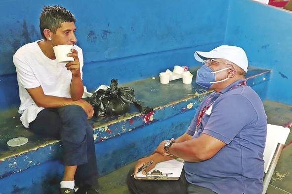 Unos 60 'sintecho' abandonan las calles con ayuda de la Alcaldía de Panamá Unos 60 'sintecho' abandonan las calles con ayuda de la Alcaldía de Panamá