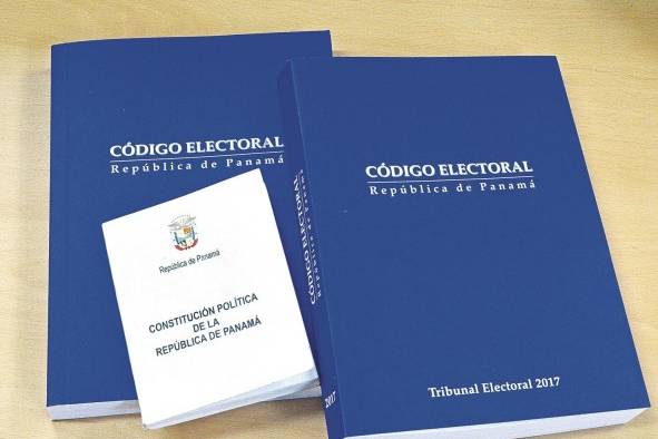 Apede recordó que es en la Comisión Nacional de Reformas Electorales en donde se plantean los cambios. Apede recordó que es en la Comisión Nacional de Reformas Electorales en donde se plantean los cambios.