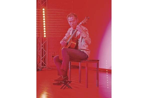 Thibautl Cauvin durante el recital. Thibautl Cauvin durante el recital.