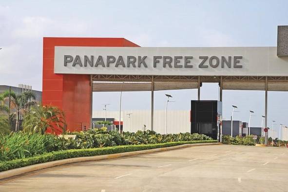 La zona franca PanaPark Free ampliará sus instalaciones en la 24 de Diciembre, a 50 hectáreas. La zona franca PanaPark Free ampliará sus instalaciones en la 24 de Diciembre, a 50 hectáreas.