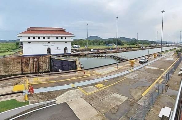 Vista de una esclusa del Canal de Panamá Vista de una esclusa del Canal de Panamá