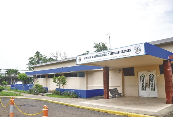 El Instituto de Medicina Legal y Ciencias Forenses desarrolla investigaciones sobre el impacto del virus SARS-CoV-2 en el organismo. El Instituto de Medicina Legal y Ciencias Forenses desarrolla investigaciones sobre el impacto del virus SARS-CoV-2 en el organismo.
