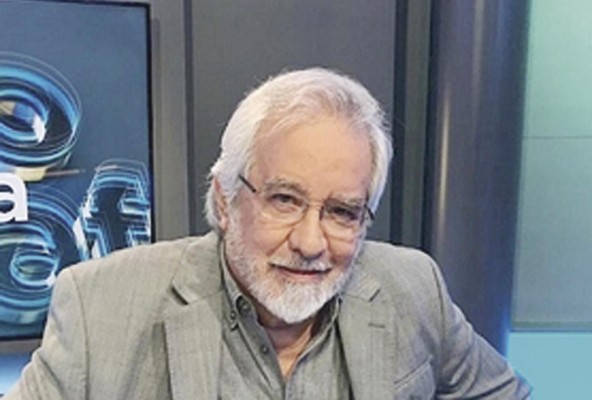 Enoch Adames. Sociólogo Profesor titular en el Departamento de Sociología de la Universidad de Panamá. Fue Coordinador de Investigación en el Instituto de Estudios Nacionales Enoch Adames. Sociólogo Profesor titular en el Departamento de Sociología de la Universidad de Panamá. Fue Coordinador de Investigación en el Instituto de Estudios Nacionales