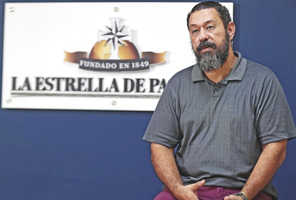 El actor panameño Jaime Newball en las instalaciones de La Estrella de Panamá. El actor panameño Jaime Newball en las instalaciones de La Estrella de Panamá.