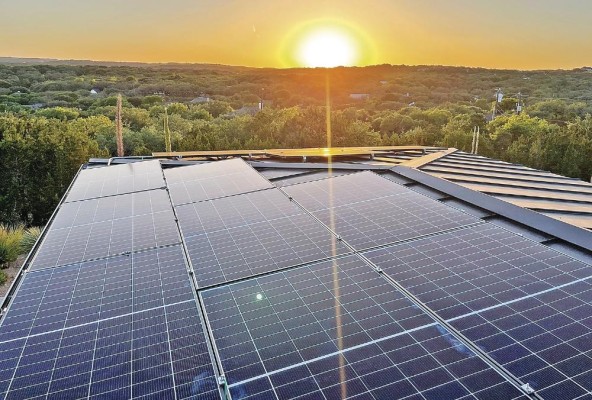 Con el monitoreo inteligente de Erco es posible idear estrategias avanzadas de gestión energética. Con el monitoreo inteligente de Erco es posible idear estrategias avanzadas de gestión energética.