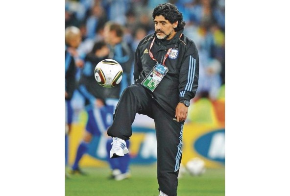 Bandera de Argentina con la imagen de Diego Armando Maradona. Bandera de Argentina con la imagen de Diego Armando Maradona.