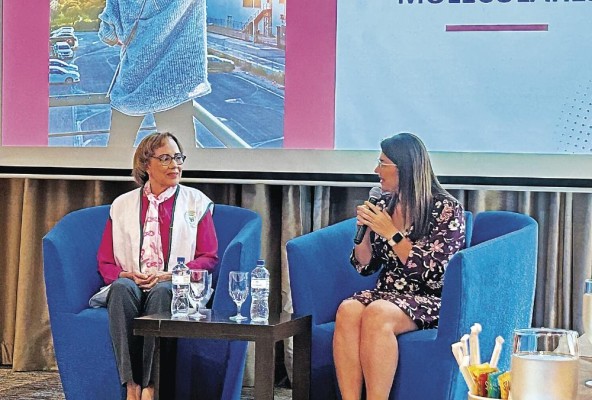 Martina Marín luchó contra el cáncer hace 19 años. En la actualidad es miembro de la Asociación Nacional de Pacientes de Quimioterapia de Panamá Martina Marín luchó contra el cáncer hace 19 años. En la actualidad es miembro de la Asociación Nacional de Pacientes de Quimioterapia de Panamá