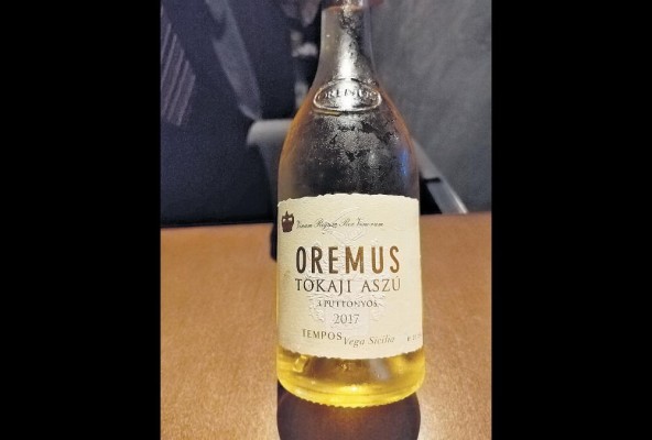 Oremus, Tokaji Aszú 3 puttonyos, TIEMPOS Vega Sicilia Oremus, Tokaji Aszú 3 puttonyos, TIEMPOS Vega Sicilia