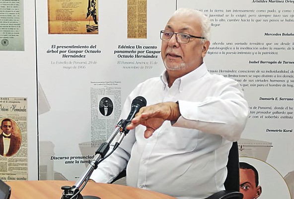 Gonzalo Delgado, precandidato a diputado por el 8-6 con el PRD Gonzalo Delgado, precandidato a diputado por el 8-6 con el PRD