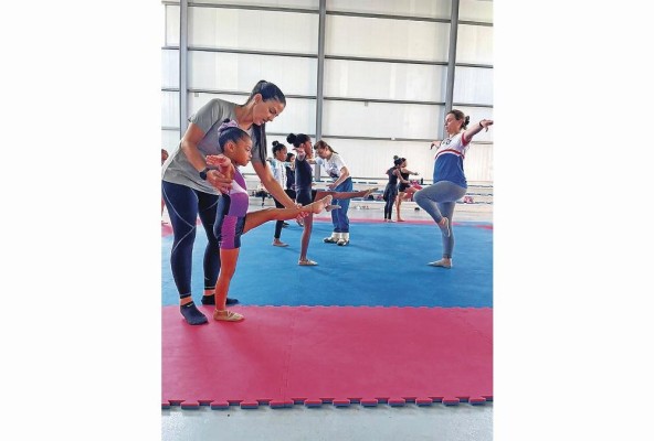 La gimnasia artística es una de las modalidades donde se trabaja a nivel infantil. La gimnasia artística es una de las modalidades donde se trabaja a nivel infantil.