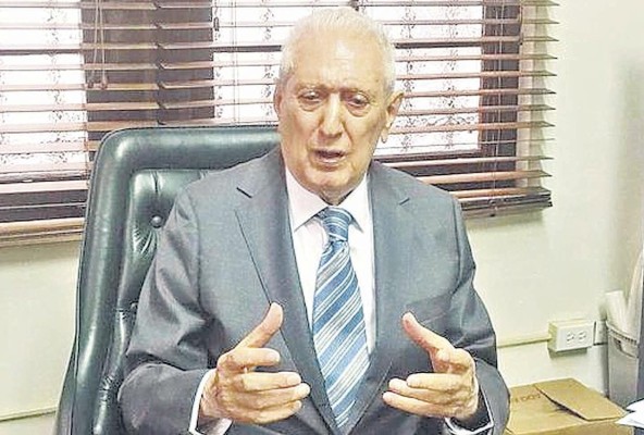 Carlos Bolívar Pedreschi: Los salarios no los paga Minera Panamá, lo hace el cobre panameño Carlos Bolívar Pedreschi: Los salarios no los paga Minera Panamá, lo hace el cobre panameño