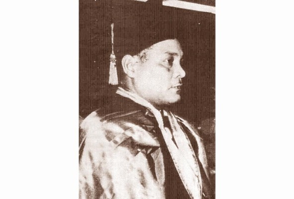 Rómulo Escobar Bethancourt como rector de la Universidad de Panamá. Rómulo Escobar Bethancourt como rector de la Universidad de Panamá.