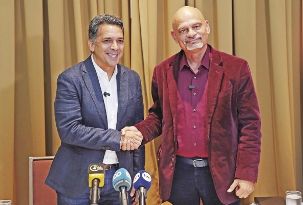 Ernesto Cedeño logra el apoyo de Moca. Ernesto Cedeño logra el apoyo de Moca.