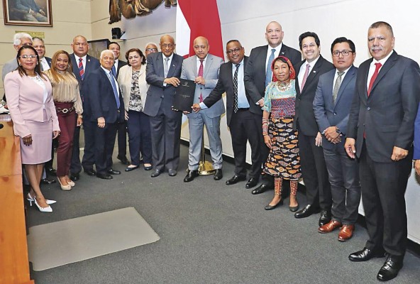 El proyecto fue avalado con el voto de 58 diputados, recibió 4 votos en contra y no hubo abstenciones. El proyecto fue avalado con el voto de 58 diputados, recibió 4 votos en contra y no hubo abstenciones.