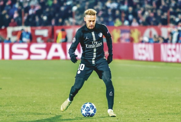 El Tribunal Supremo ha confirmado la competencia de la Audiencia de Barcelona para juzgar al futbolista del París Saint-Germain Neymar. El Tribunal Supremo ha confirmado la competencia de la Audiencia de Barcelona para juzgar al futbolista del París Saint-Germain Neymar.