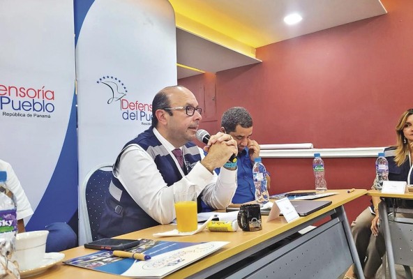 El defensor del Pueblo, Eduardo Leblanc El defensor del Pueblo, Eduardo Leblanc