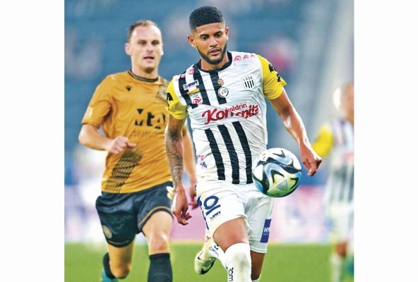 Andrés Andrade con el LASK de Austria. Andrés Andrade con el LASK de Austria.