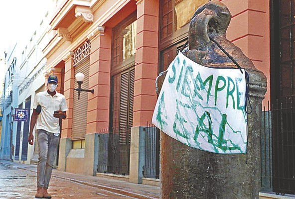 La Vieja Habana le dio su despedida. La Vieja Habana le dio su despedida.