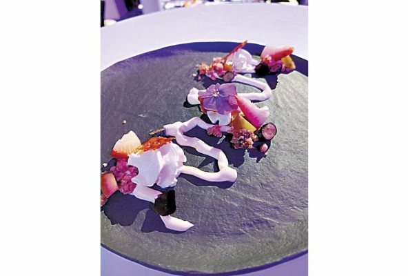 Espuma Colombiana, creación de Michelle Roque. Espuma Colombiana, creación de Michelle Roque.