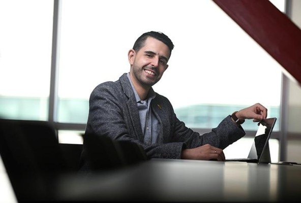 Dr. André L´Huillier es experto en Data Science y desde Harrisburg University evalúa el impacto de los sistemas de recomendación que usan machine learning en plataformas como Netflix o Spotify. Dr. André L´Huillier es experto en Data Science y desde Harrisburg University evalúa el impacto de los sistemas de recomendación que usan machine learning en plataformas como Netflix o Spotify.